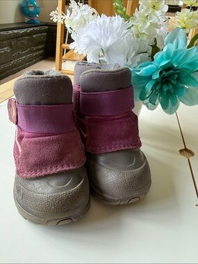 The North Face Kids Purple and Gray Snow Boots